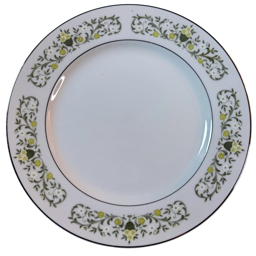 Sterling Fine China‎ Dinner Plates 10' Set of 4 White Florentine MCM Cottagecore